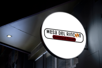 Business Signs for Moises Mendoza